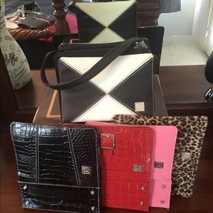 EUC Miche Petite Base Purse w/ 5 Shells